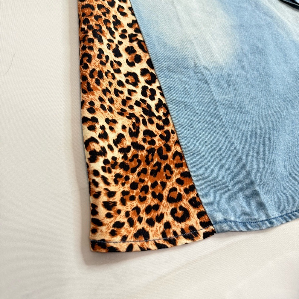 Womens Light Wash Denim Leopard Print Accent Long Sleeve Mini Dress Small - Picture 5 of 7
